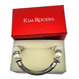 Kim Rogers Silvertone Faux Pearl Stretch Bracelet 7" in Box YK